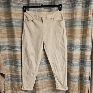LEVI STRAUSS &Co Women's White Denim Cropped Jeans
